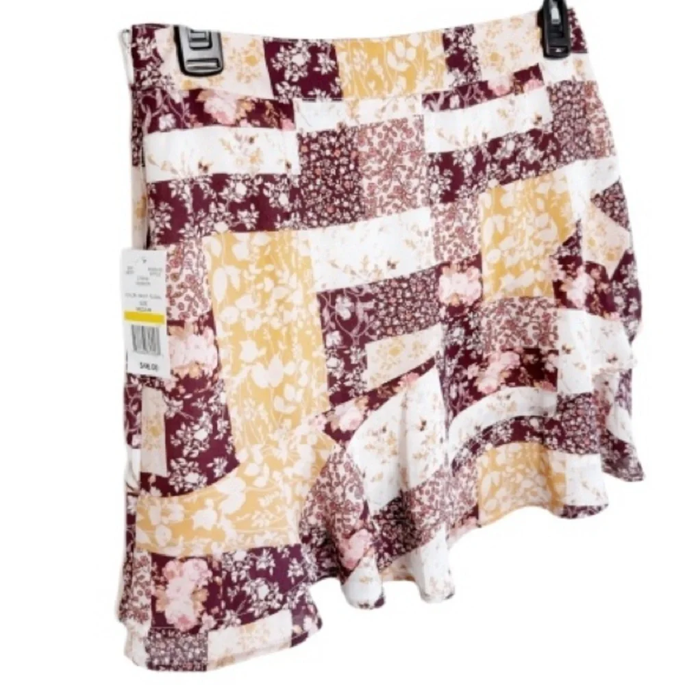 NWT Le Lis Collection Floral Patchwork Layered Mini Skirt Sz Medium Cottagecore